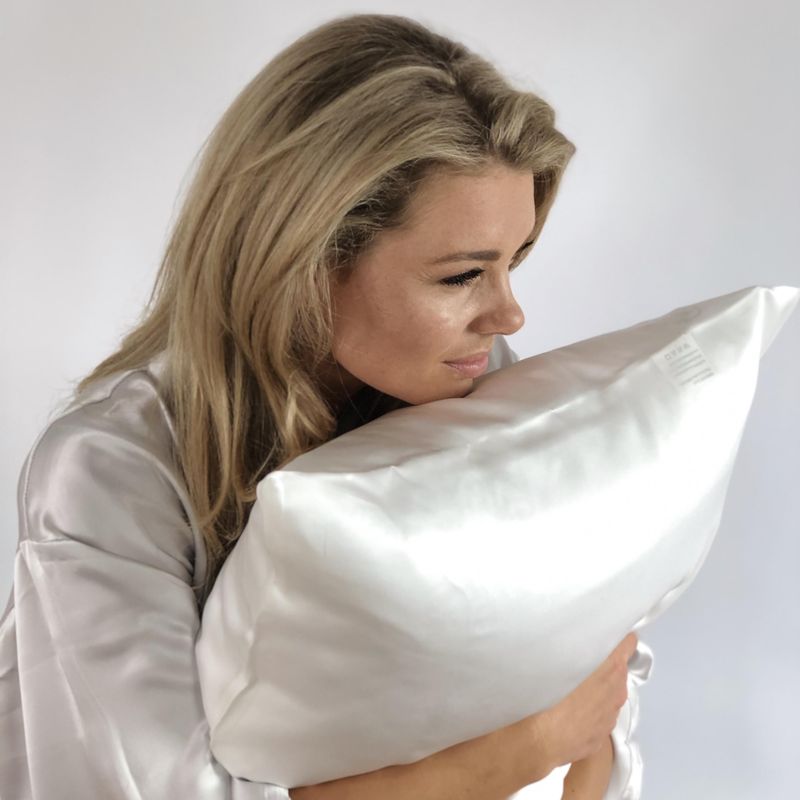 Silkeputetrekk - hvit - glidelås