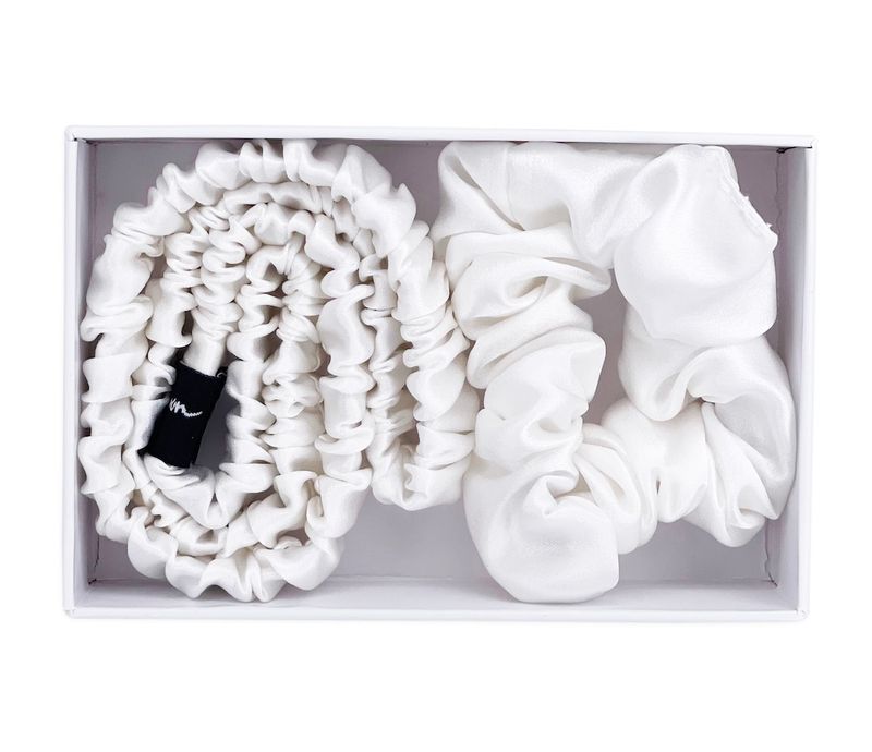 Hårbånd og scrunchie i silke-hvit -sett
